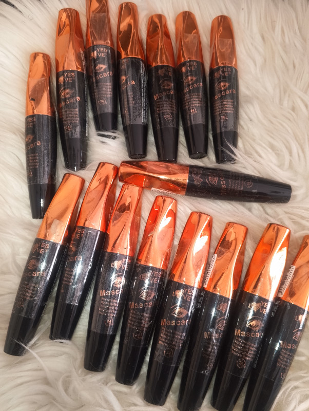 eye liner volume